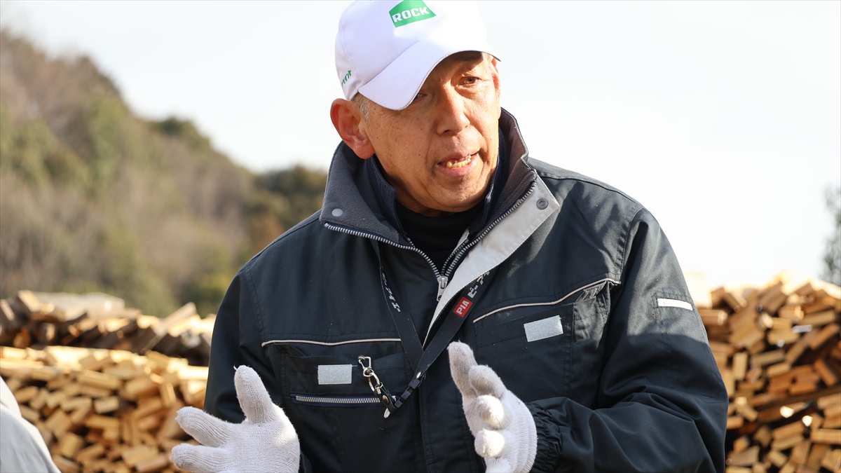 廃材が、優しい贈り物に。」ロックペイント福崎工場へ感謝状/福崎町