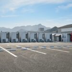 兵庫・丹波市にコンテナホテル「HOTEL R9 The Yard」が誕生!隠れ家みたいな独立客室が心地いい