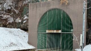 日本最大級の発電所が「天然のセラー」に。朝来市の地酒トンネル熟成プロジェクトが始動