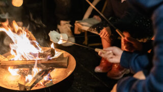 GW直前だけの特別タイムセール開催！2日間限定10％OFFで温泉とBBQが揃うアウトドア体験をお得に