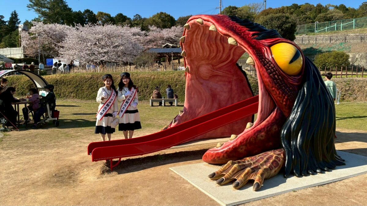 福崎町の魅力を世界へ!第5代観光大使に二人が就任。歴代初の留学生大使も