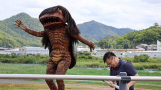 【バズ便乗】サカナクション『夜の踊り子』ミームに福崎町「ガジロウ」が参戦！上司を巻き込み猛特訓へ