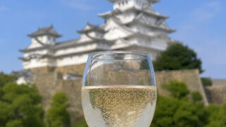 姫路城を眺めながら美酒を堪能。女性限定イベント「きこう×龍力 美食の夕べ」が開催│姫路市