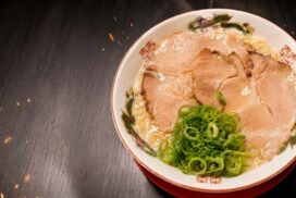 魚町に誕生した「純とんこつ 大丸屋」のラーメンに注目！深夜まで営業で“シメの一杯”を／姫路市