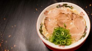 魚町に誕生した「純とんこつ 大丸屋」のラーメンに注目！深夜まで営業で“シメの一杯”を／姫路市
