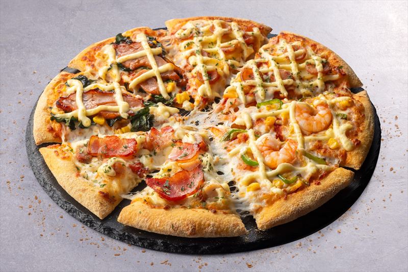 ドミノ・ピザ、失敗しない父の日のプレゼント！「父の日 クワトロパーティーセット」が限定発売
