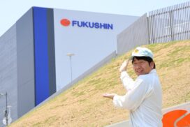 【福崎町】工場の中に青空！？福伸電機の最新「7号棟」に潜入！次世代EV事業の生産ラインを構築、地域の新規雇用創出へ